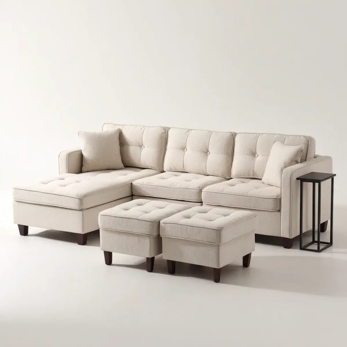 Divano angolare 4 posti con chaise longue e 2 pouf beige 300 x 160 x 88 cm in poliestere a L